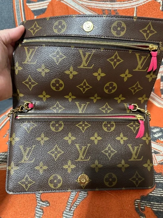 LOUIS VUITTON ❤️🌟UB0188 MONOGRAM TRUNKS COLLECTION POCHETTE WOC ⭐️ - Picture 6 of 11